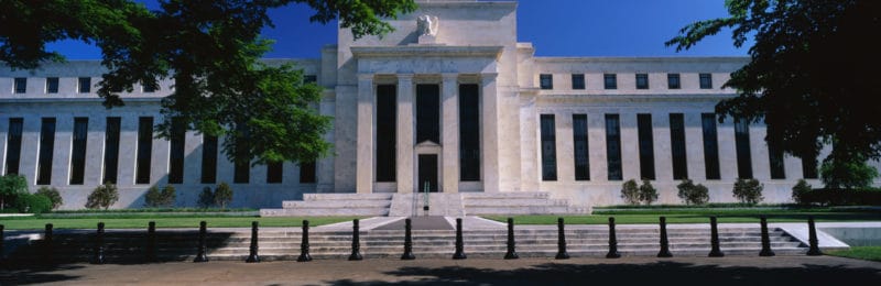Fed-berraschung-bei-Zinsen-